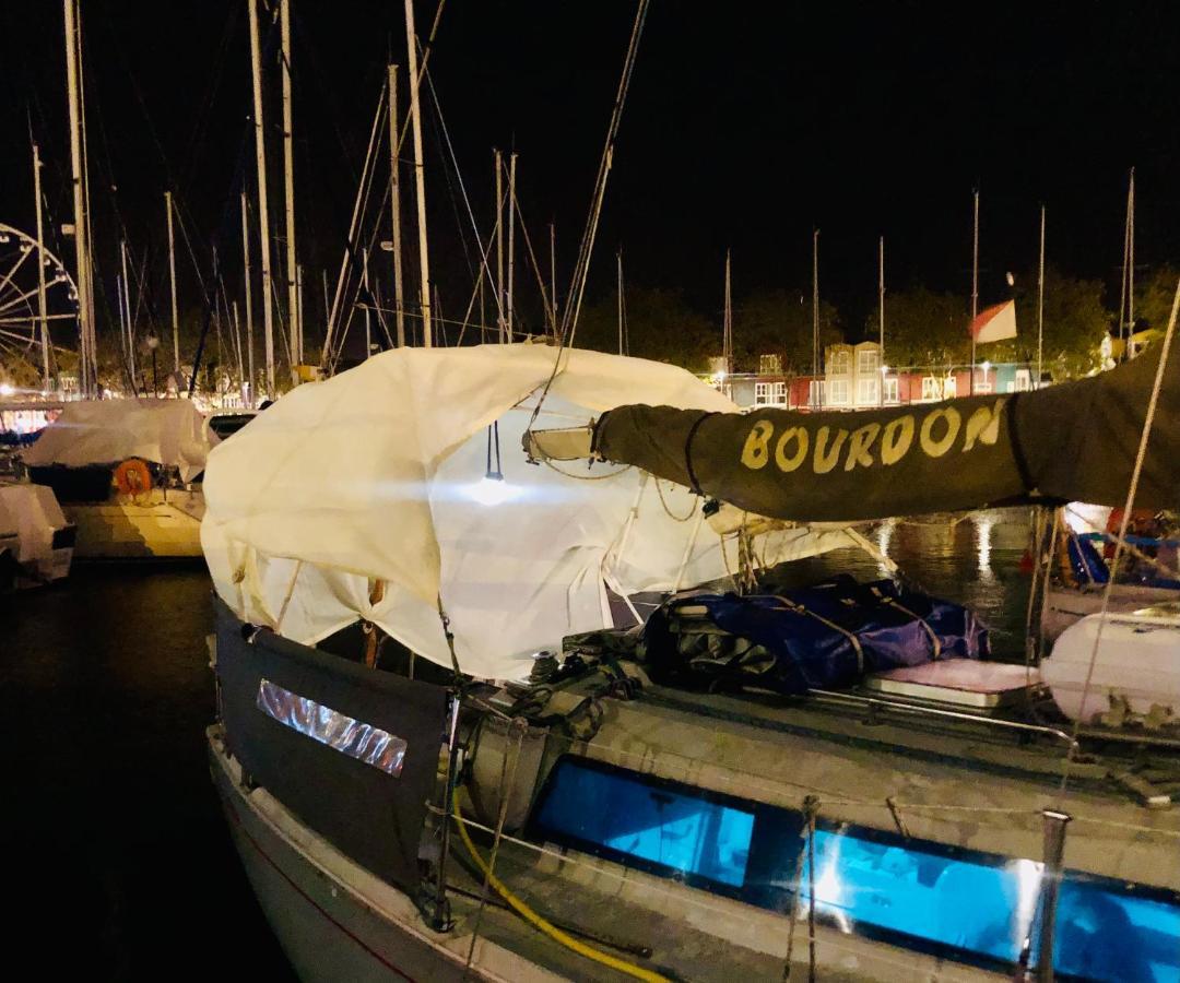 Nuit Insolite Sur Un Voilier Au Coeur De La Rochelle لا روشيل المظهر الخارجي الصورة