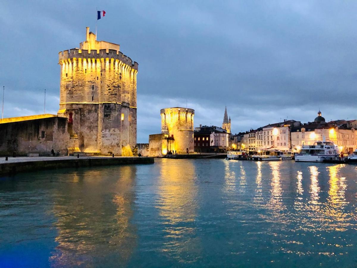 Nuit Insolite Sur Un Voilier Au Coeur De La Rochelle لا روشيل المظهر الخارجي الصورة
