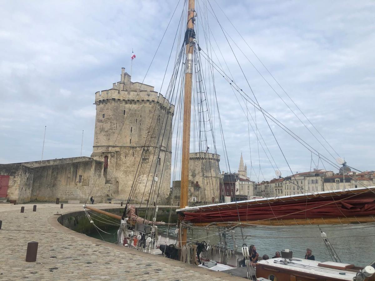 Nuit Insolite Sur Un Voilier Au Coeur De La Rochelle لا روشيل المظهر الخارجي الصورة