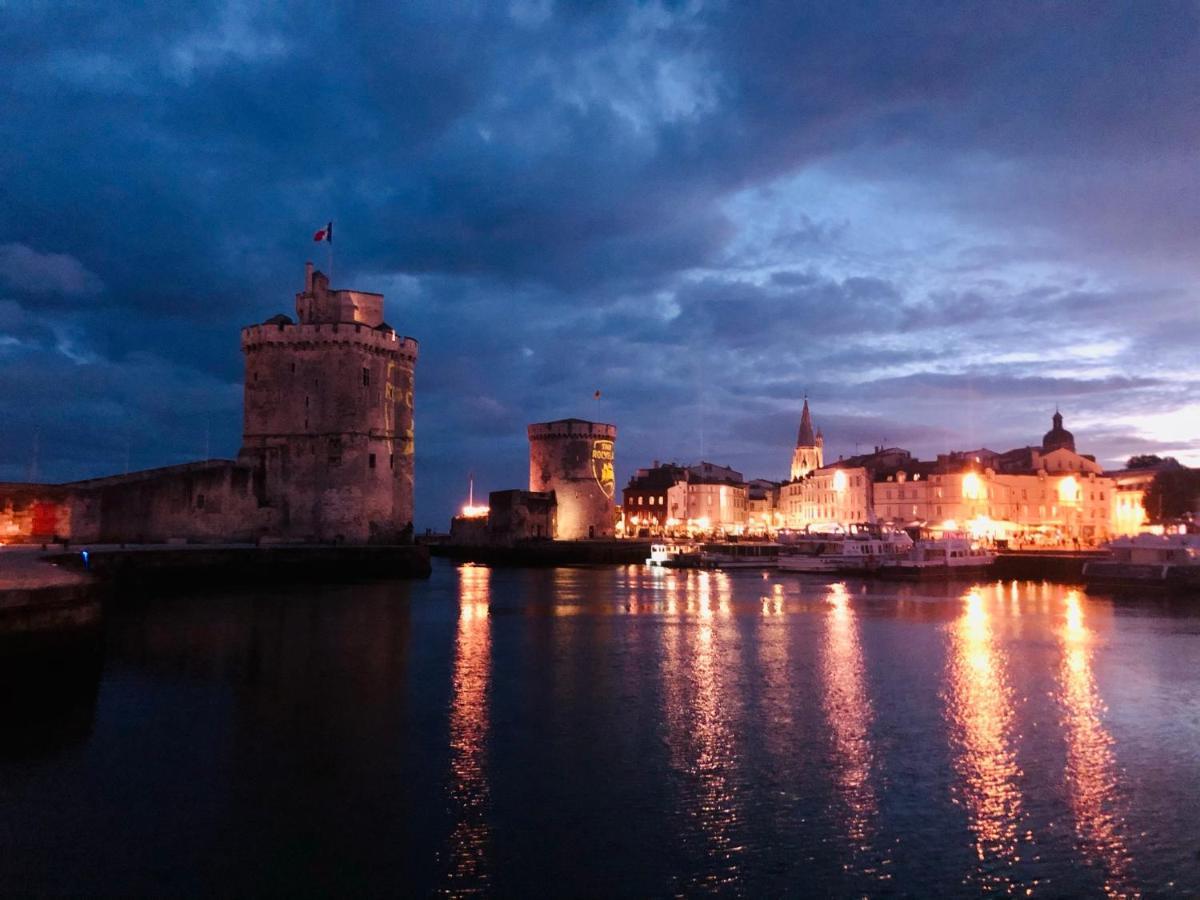 Nuit Insolite Sur Un Voilier Au Coeur De La Rochelle لا روشيل المظهر الخارجي الصورة
